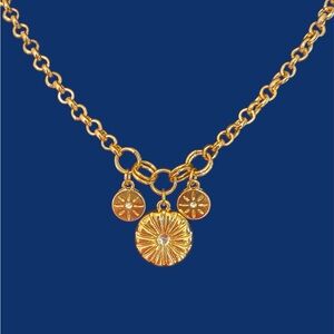 Gold Pendant Necklace